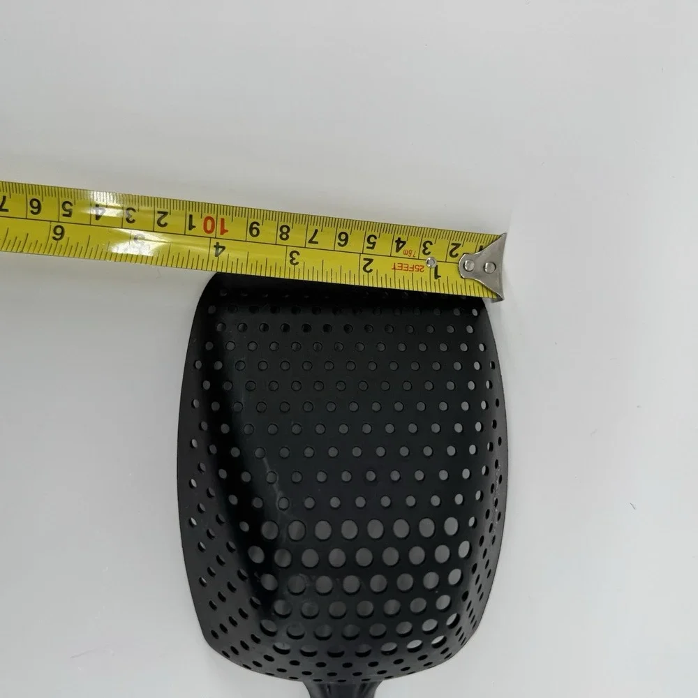 Pampered Chef Large Scoop Veggie Colander Strainer Black Kitchen Pasta Drainer